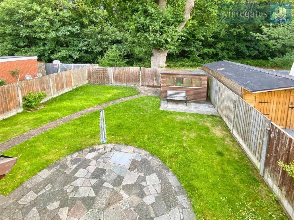 Pont Yr Afon, Pen-y-Cae, Wrexham, LL14 photo 2