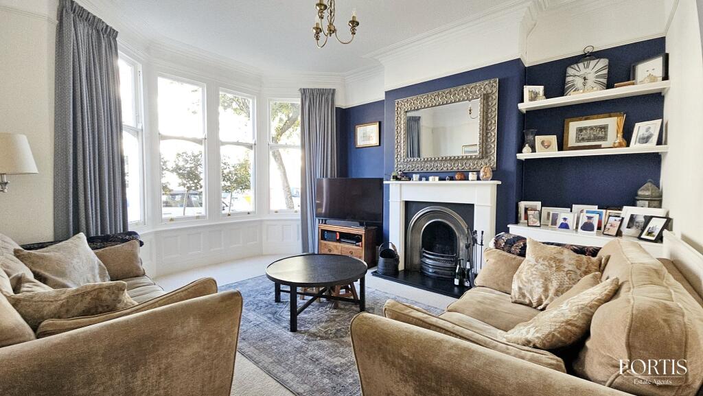 House in Cardiff, Penylan - View 3