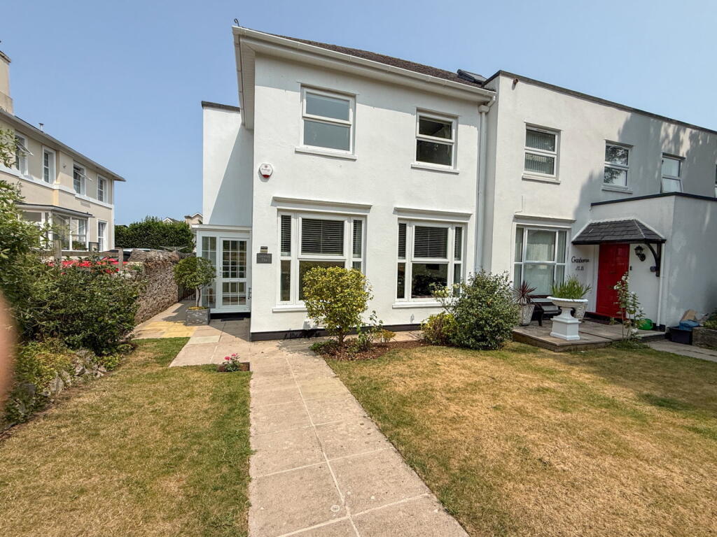Main image of property: Forde Park, Newton Abbot, TQ12 1DD