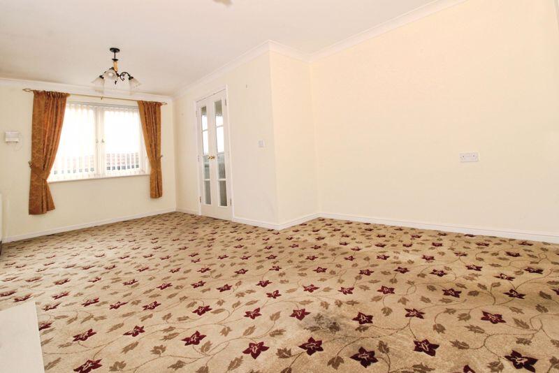 Apartment in Walsall, Leighswood - View 3