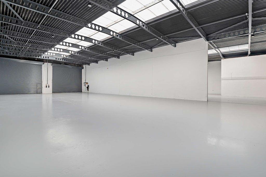 W005-6 Internal.jpg