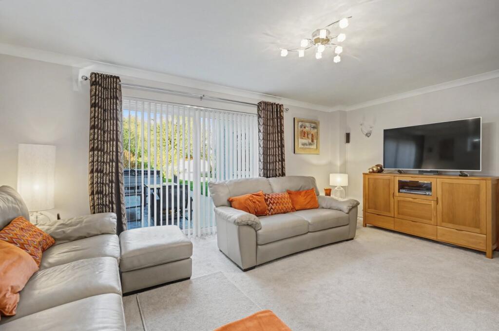 Colvin Chase, Galleywood, Chelmsford, CM2 photo 3