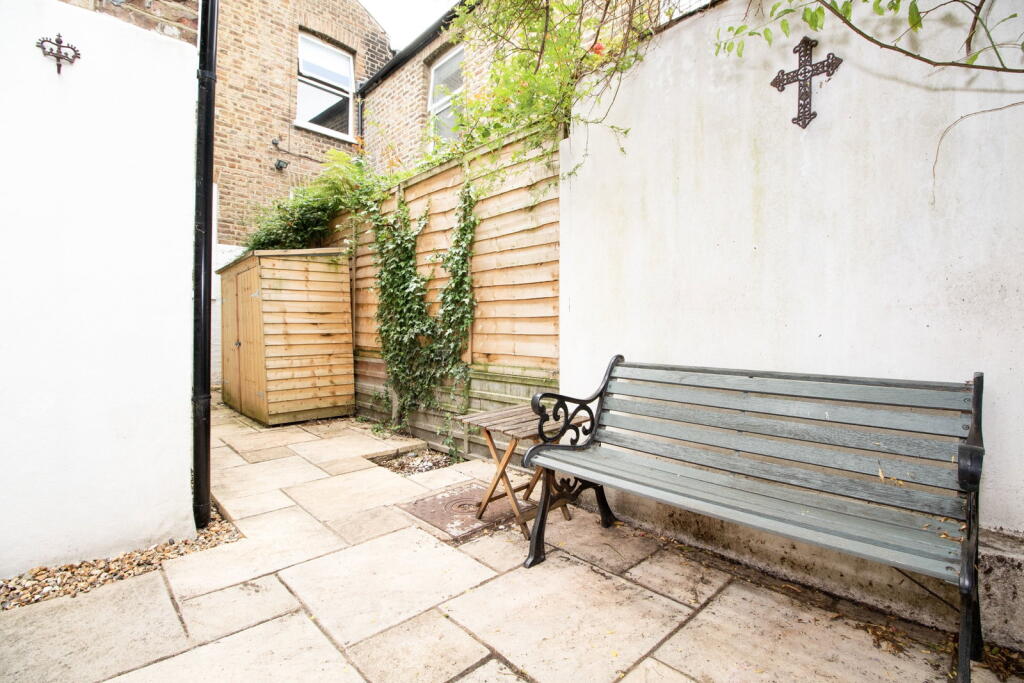 3 bedroom terraced house for rent