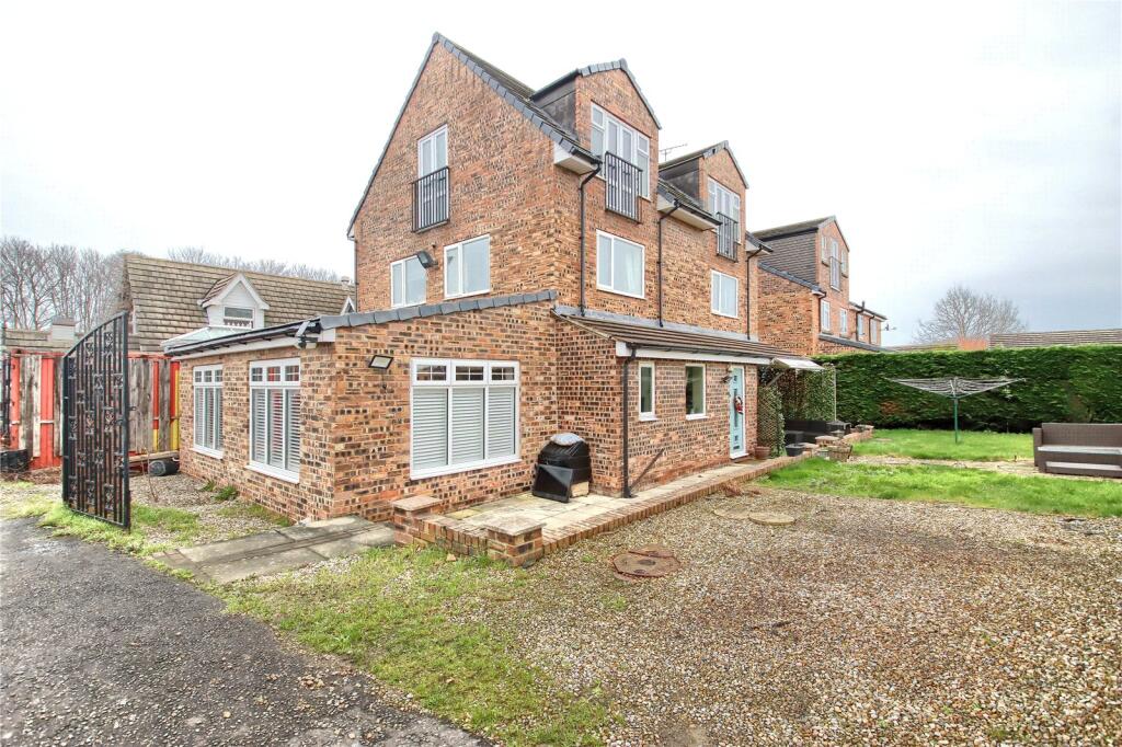 Main image of property: Field View Portfolio, Green Lane