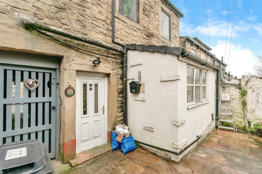 Spring Lane, Colne, Lancashire, BB8 photo 3