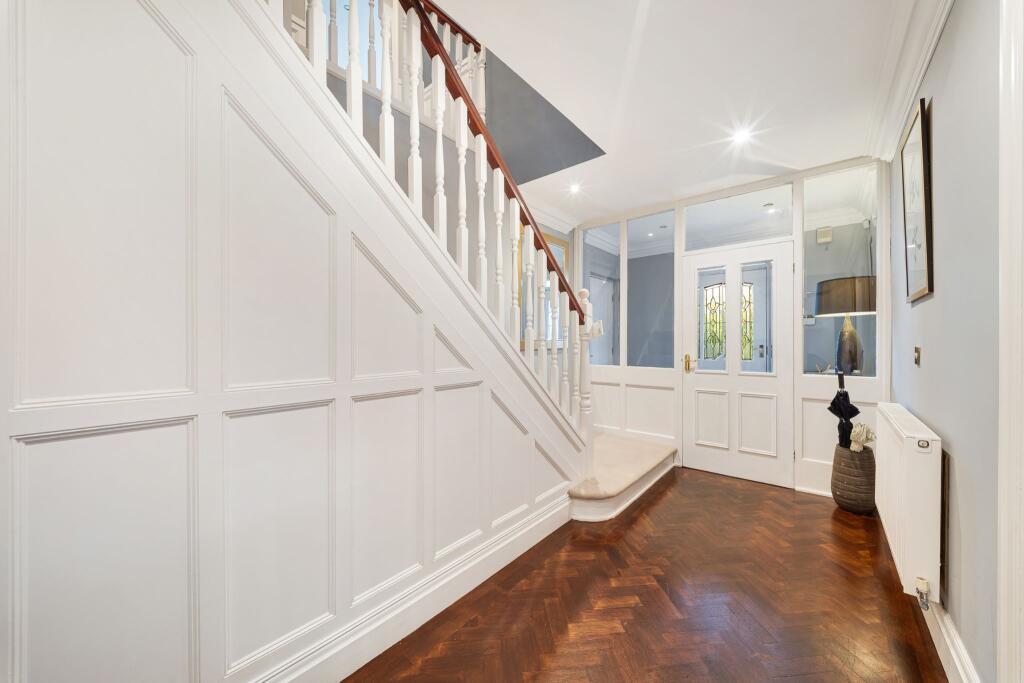 House in Bolton, Greater Manchester - More