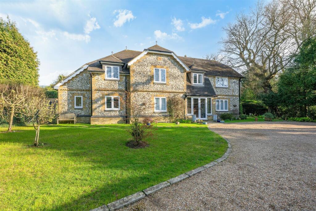 Main image of property: Walpole Avenue, Chipstead