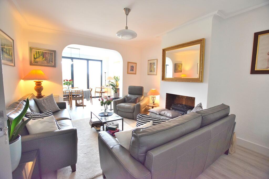 Main image of property: River Avenue, Palmers Green , London. N13