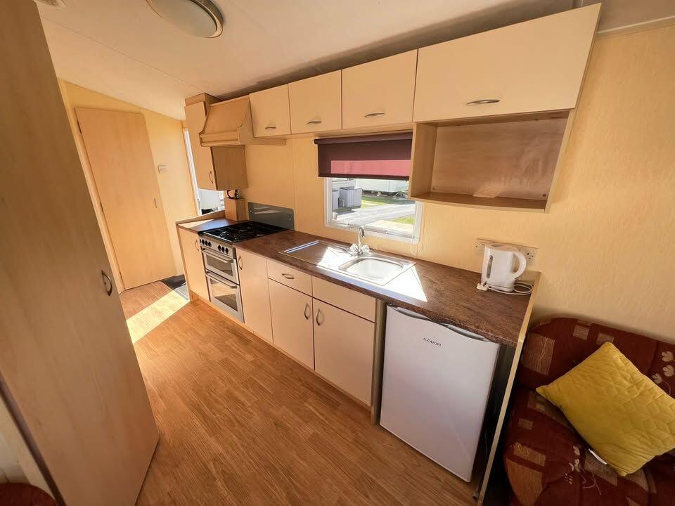 Perowne Way, Sandown, PO36 9PS - View 4