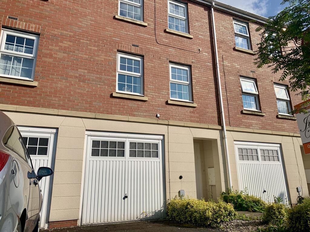 House in Telford - View 2