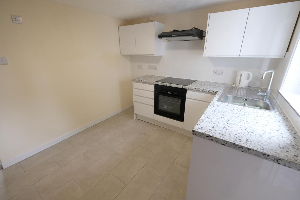 House in Southampton - View 5