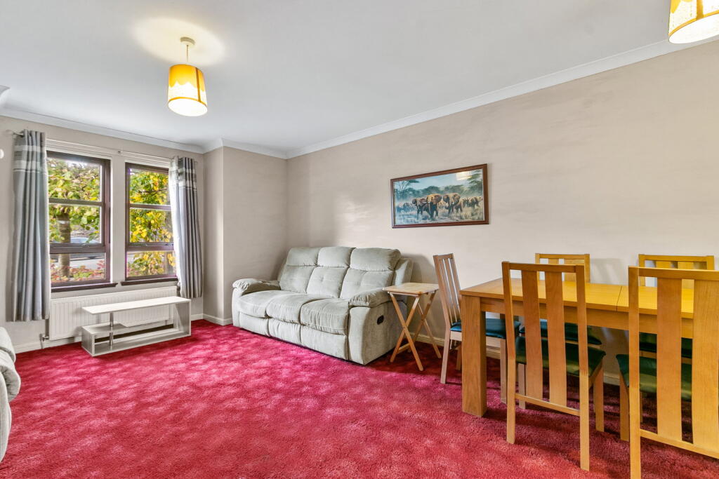 Apartment in Blantyre, Greenhall Village, High Blantyre - View 2