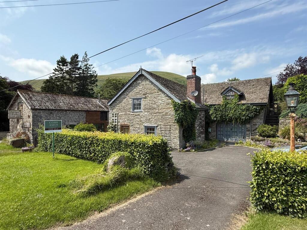 Main image of property: New Radnor