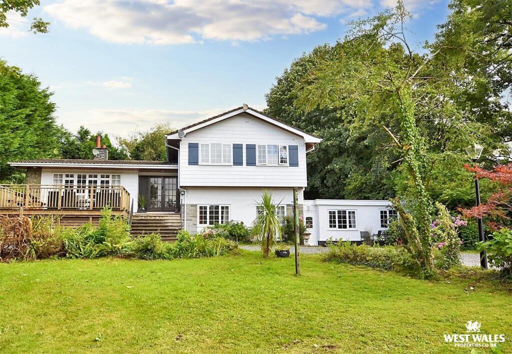 Main image of property: Kilgetty Lane, Stepaside, Pembrokeshire