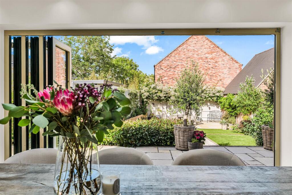 House in Leicester - More