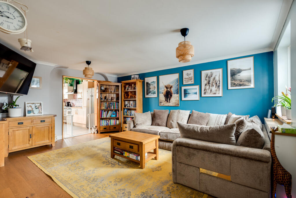 Main image of property: Hiskins, Wantage, OX12