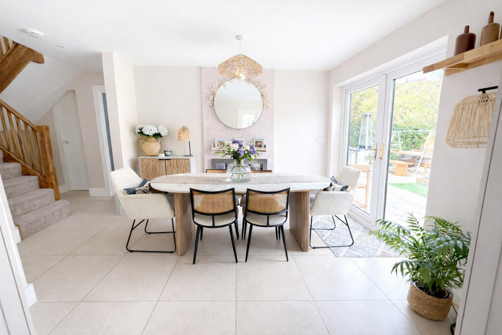 Main image of property: Fox Brook, Swindon, SN4 8