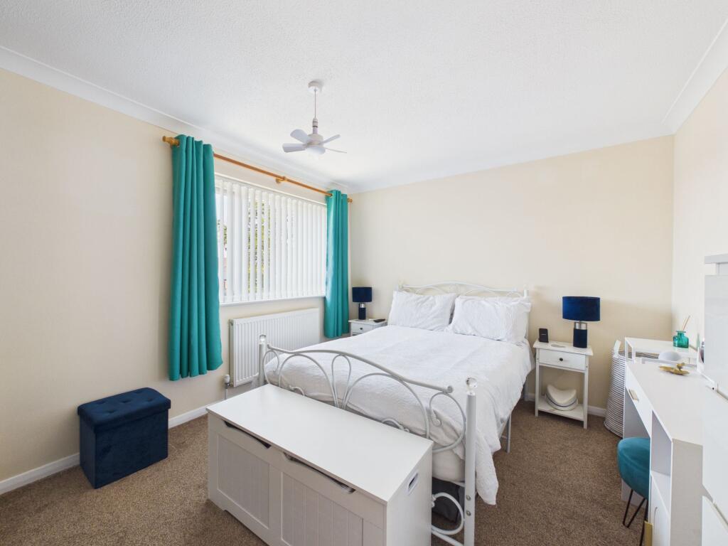 Edmonton Road, Worthing, BN13 photo 5