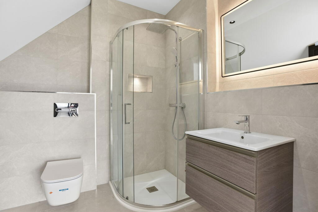 Additional image 10 of LAKE VIEW, Wawensmere Road, Wootton Wawen, Henley-In-Arden, Warwickshire, B95 6BW