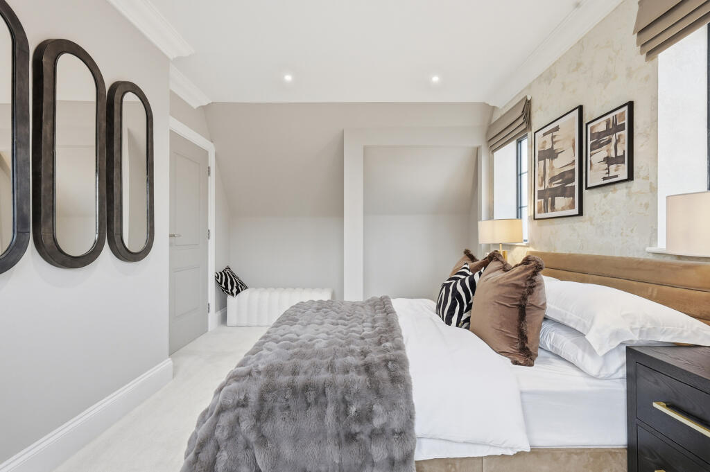 Additional image 24 of Barley Mow Lane, St. Albans