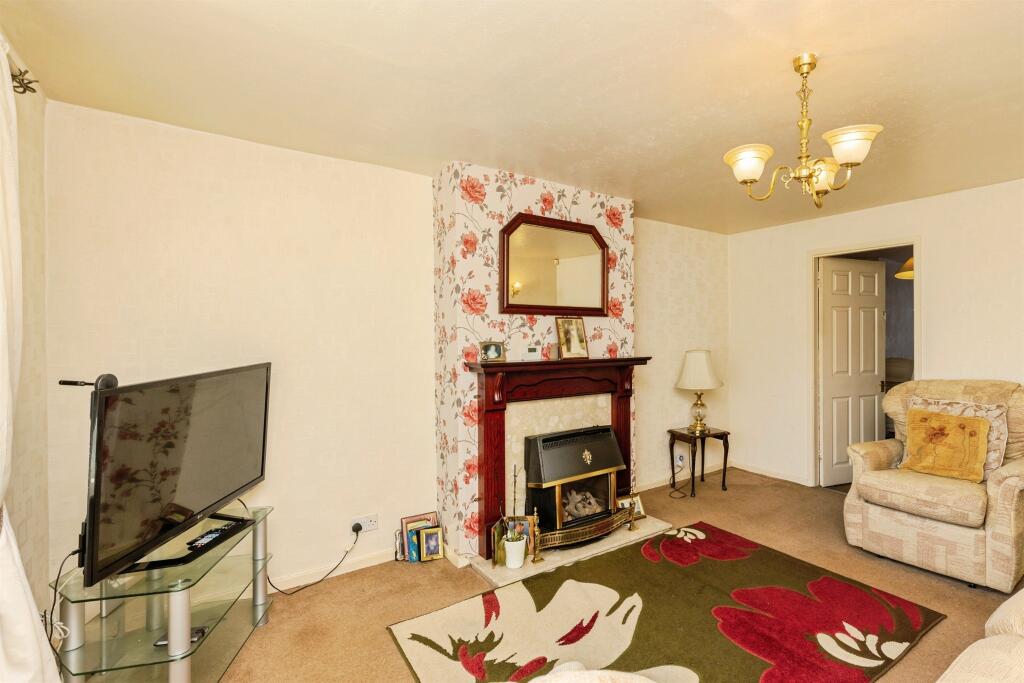 House in Bradford, Wrose - View 3