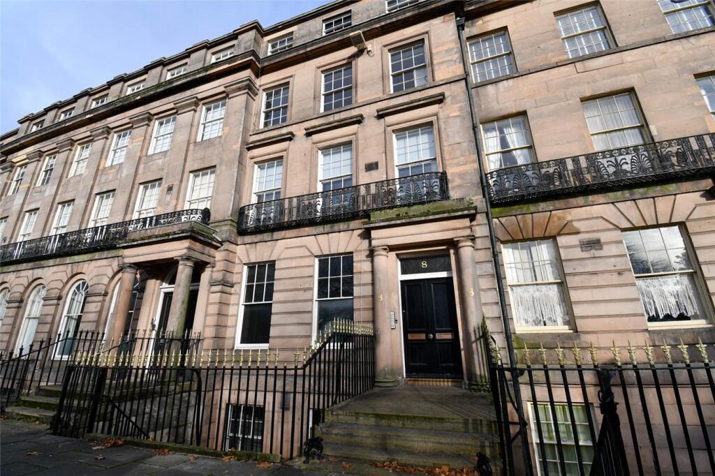 2-bed flat on Hamilton Square, Birkenhead, Wirral, £120,000