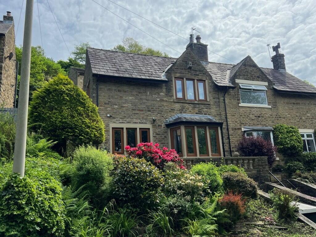 Main image of property: 42A Staups Lane, Shibden Valley, Halifax, West Yorkshire, HX3 7AB