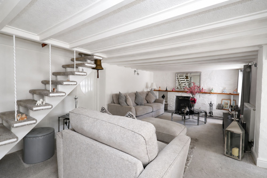 House in Truro, Colan - View 5