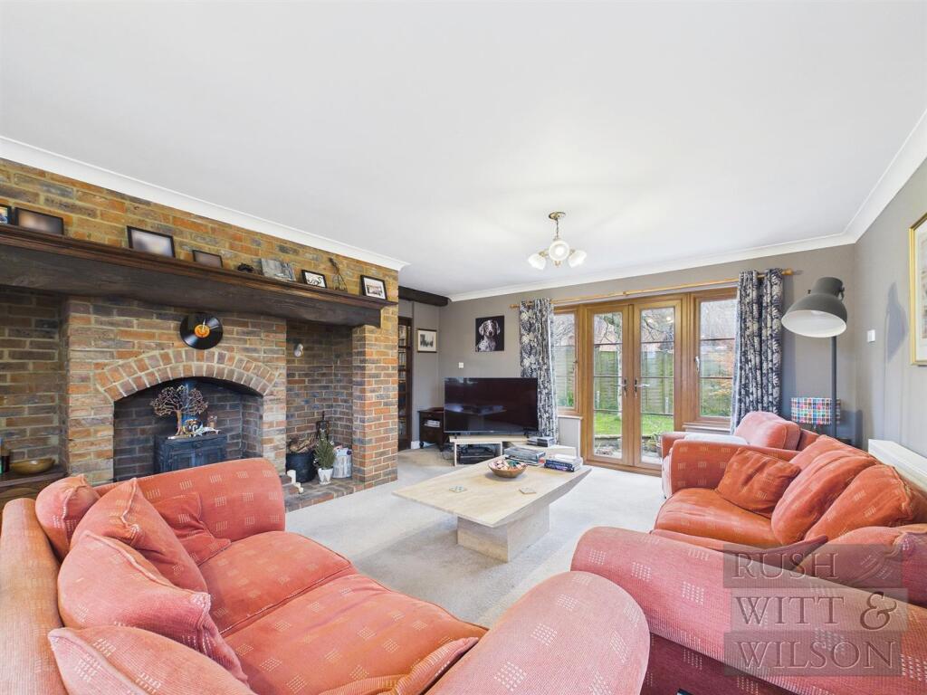 Briar Close, Fairlight - View 2