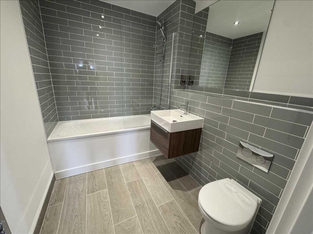 Apartment in Birmingham - View 5