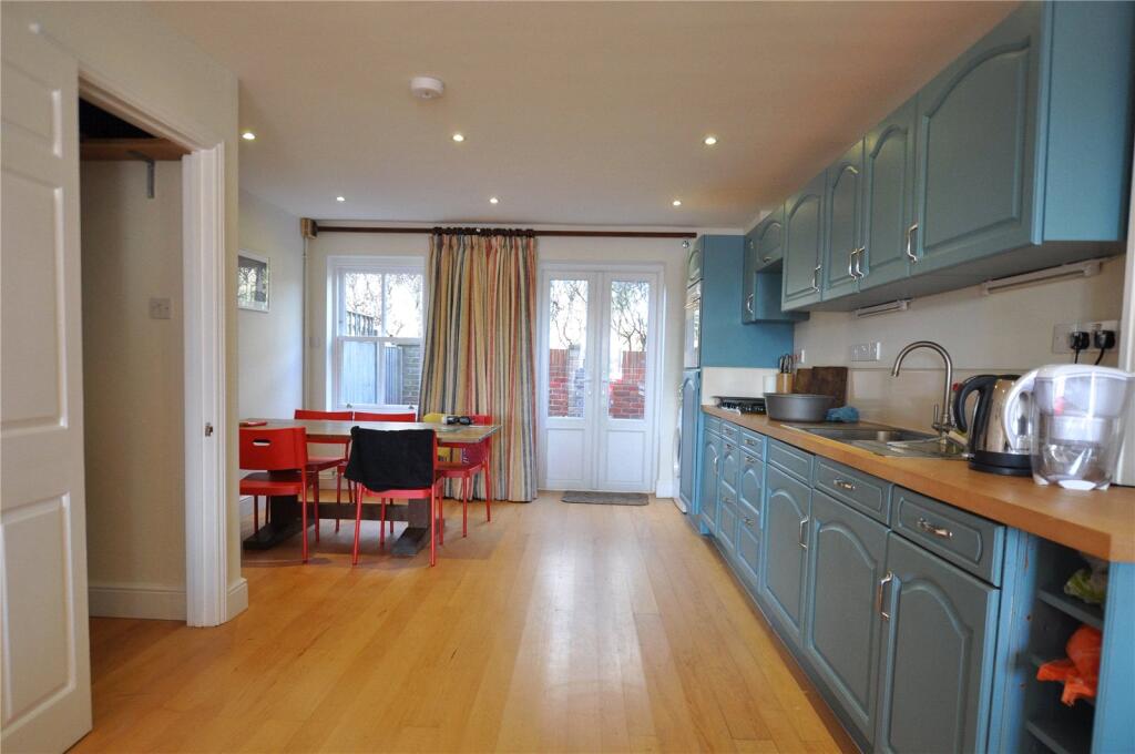 Shore Road, Bosham, Chichester, West Sussex, PO18 - More