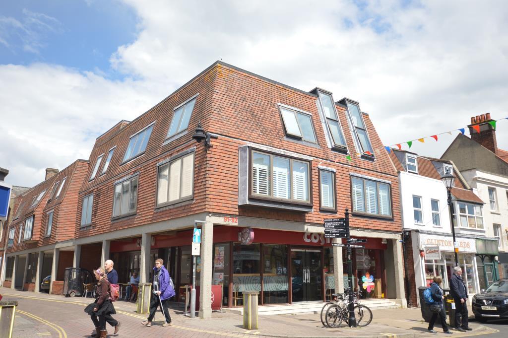 Main image of property: Aqua House, 2a New Street, Lymington, SO41 9DA
