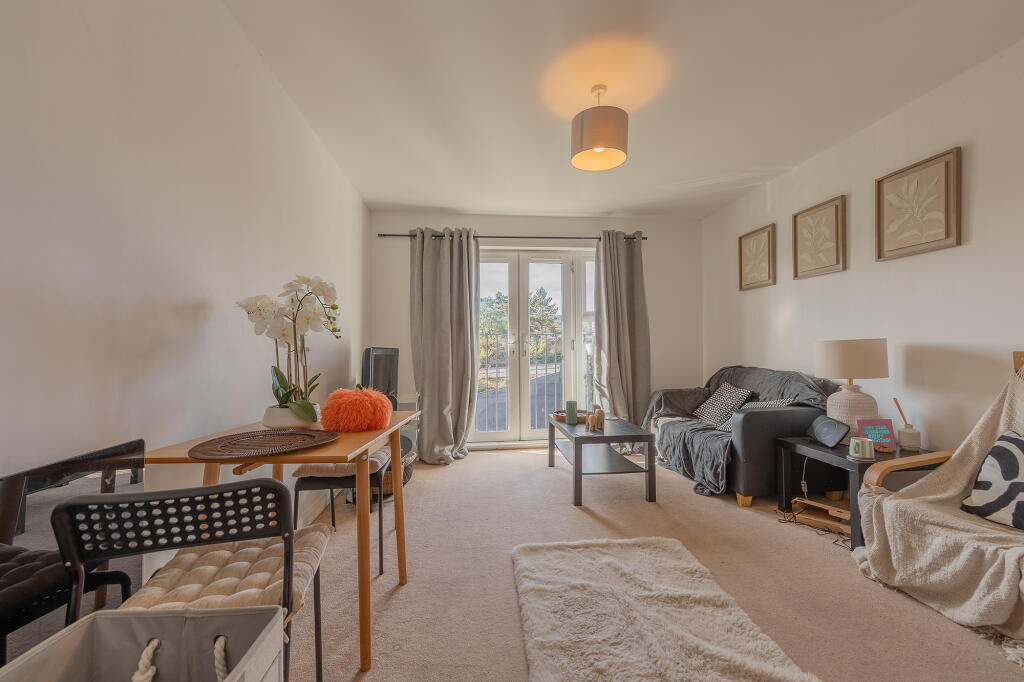 Apartment in Coventry - View 2
