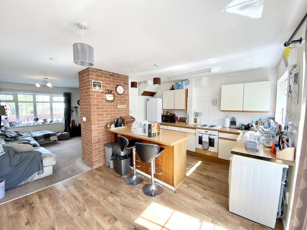 House in Nottingham - View 2