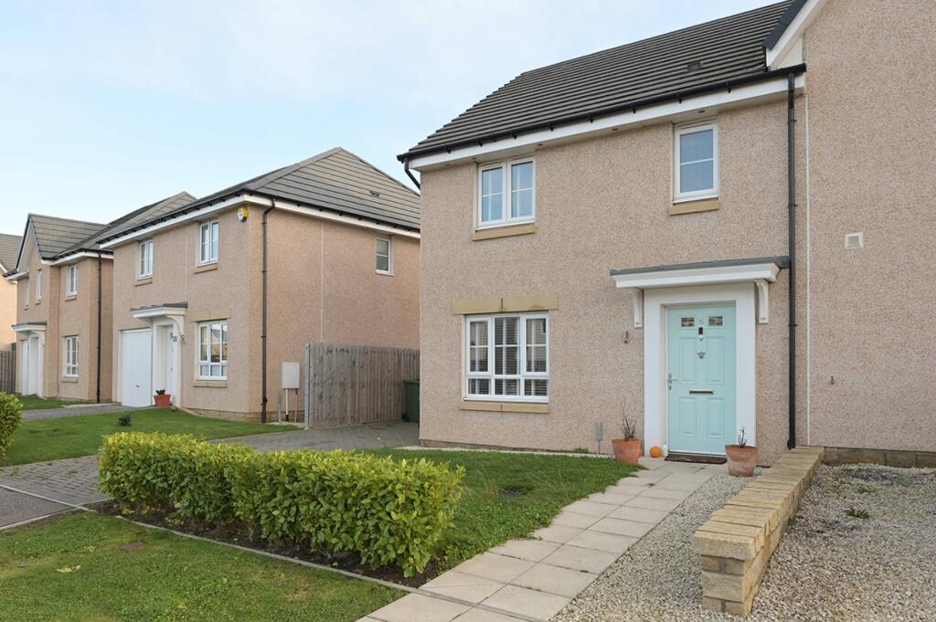 Main image of property: 6 Rosehill Cusp, Wallyford, Musselburgh, EH21 8FH