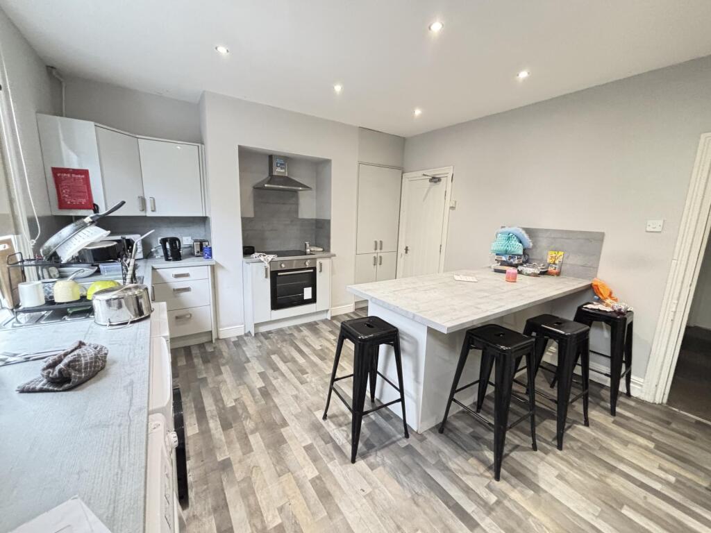 Main image of property: Langdale Terrace, Leeds, West Yorkshire