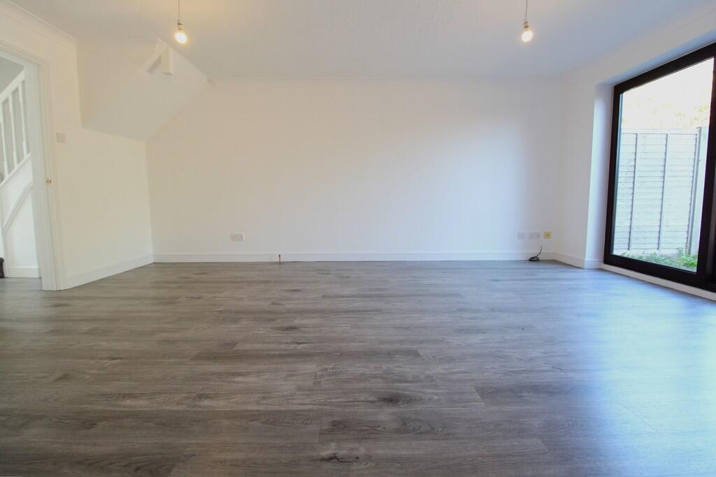 House in Sandy, Central Bedfordshire - View 5