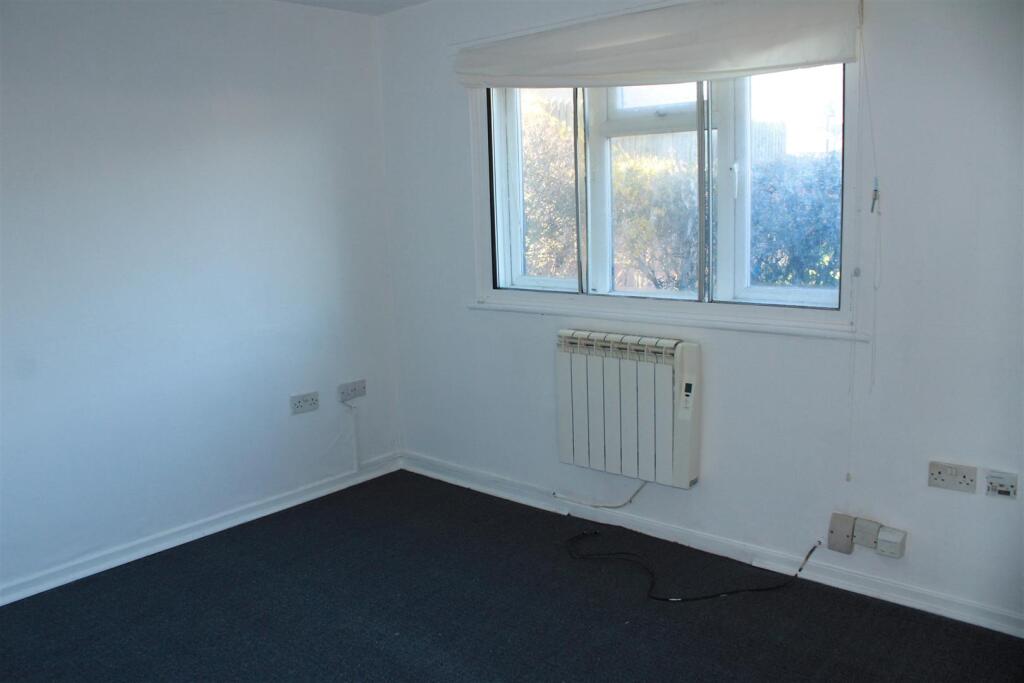Additional image 3 of Osbourne Close, Aston