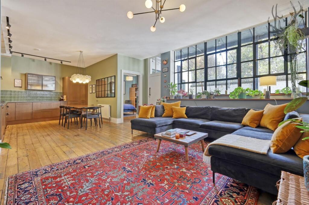 Main image of property: Cavell Street, London, E1