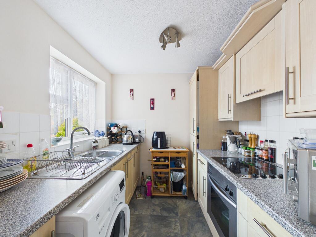 House in Reading - View 4