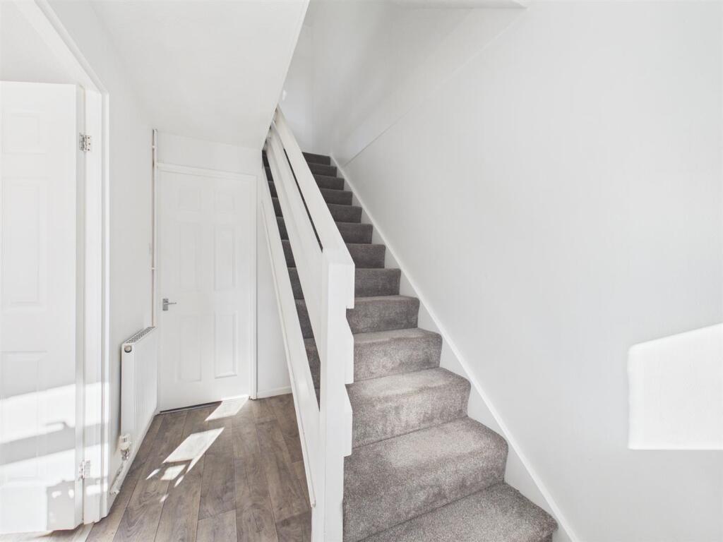 House in Chippenham, Wiltshire - View 4