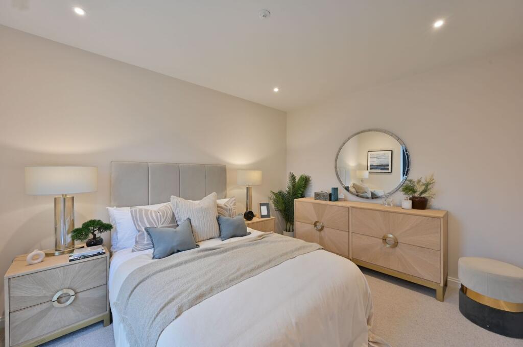 House in London - View 2