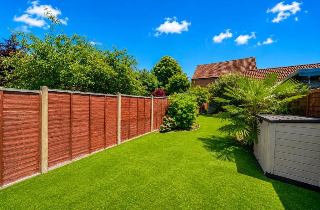 House in Basingstoke and Deane, Buckskin - View 5