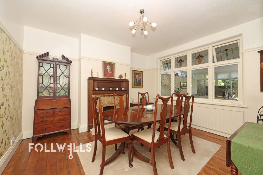 House in Newcastle-under-Lyme, The Westlands - More