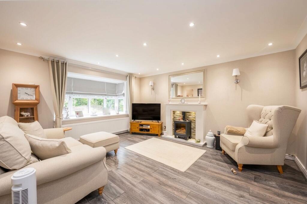 House in West Lancashire, Skelmersdale - View 2