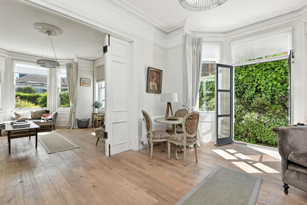 House in Worthing, West Sussex - View 4