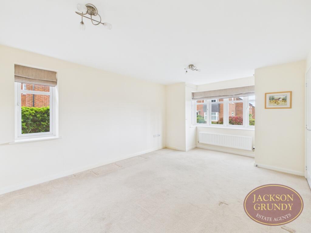 Bakers Lane, Long Buckby, NN6 7WA photo 4