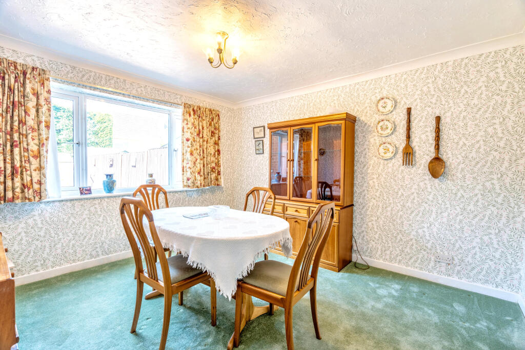 House in Sutton Coldfield, Whitehouse Common - View 5