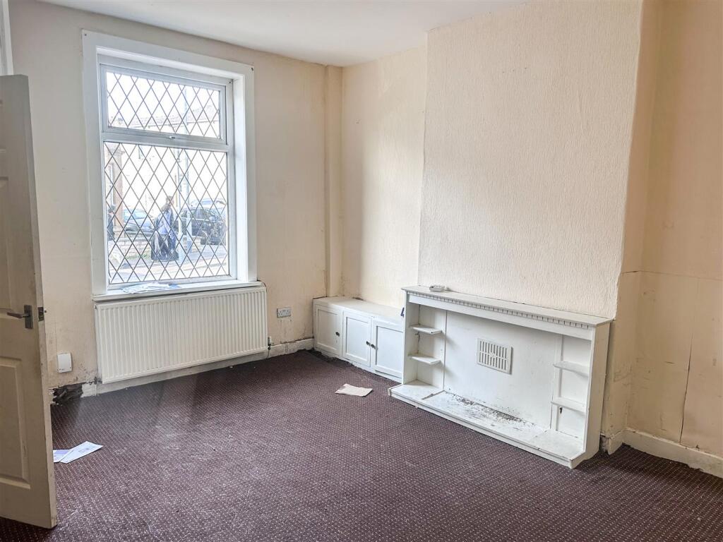 House in Burnley, Pike Hill, Fulledge - View 2
