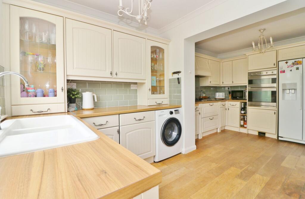House in Southampton - View 3